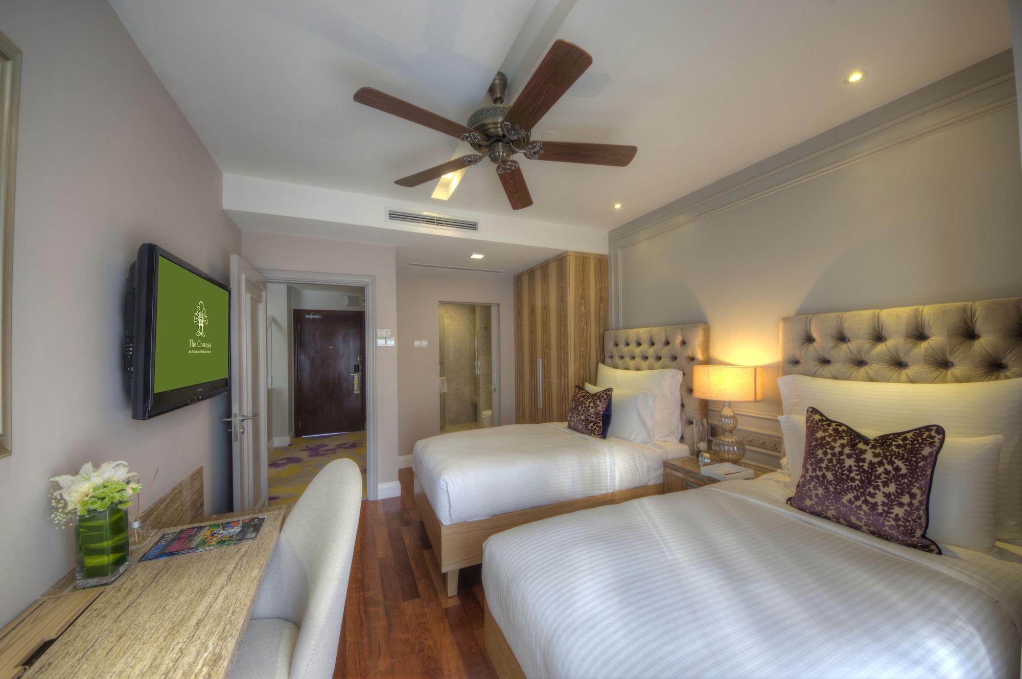 The Chateau Spa & Wellness Resort Bukit Tinggi Exterior photo Deluxe Room
