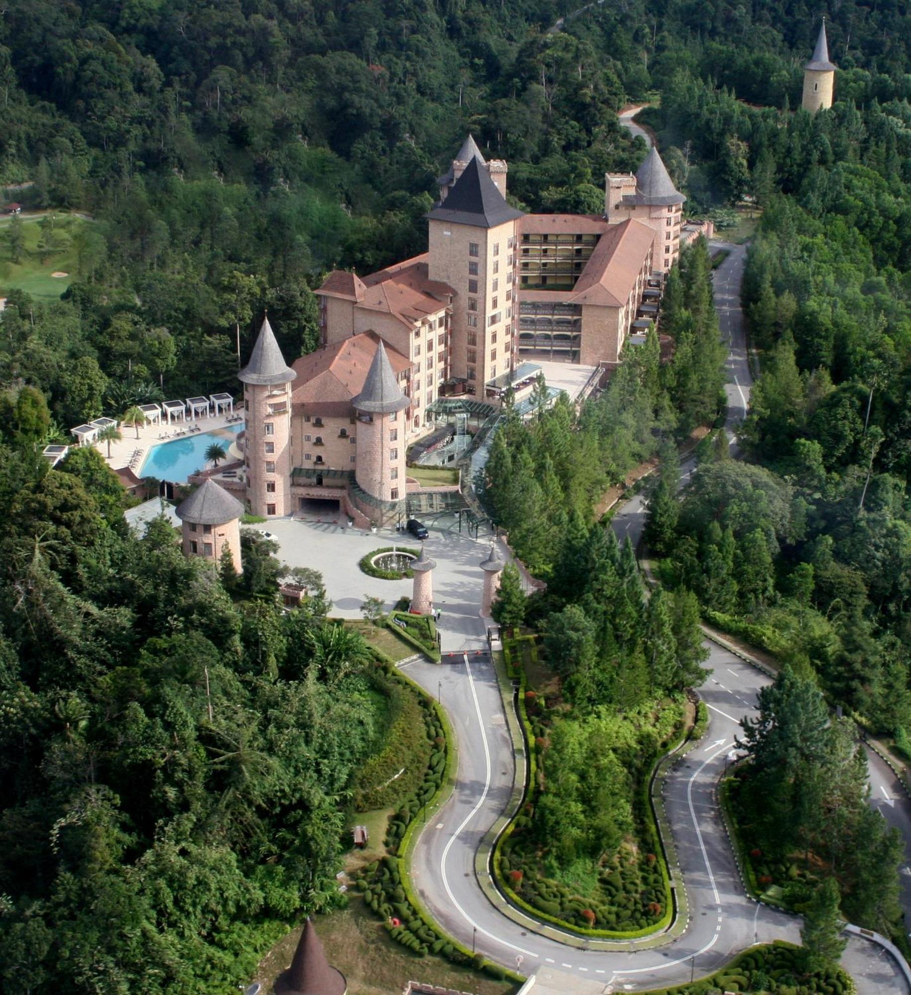 The Chateau Spa & Wellness Resort Bukit Tinggi Exterior photo Aerial view